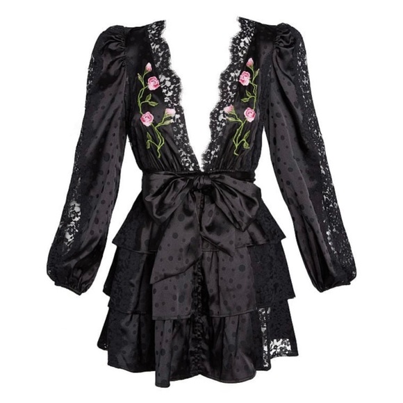 M For Love and Lemons Black Fluer Embroidered Floral Robe ruffled Mini Dress - Picture 8 of 8